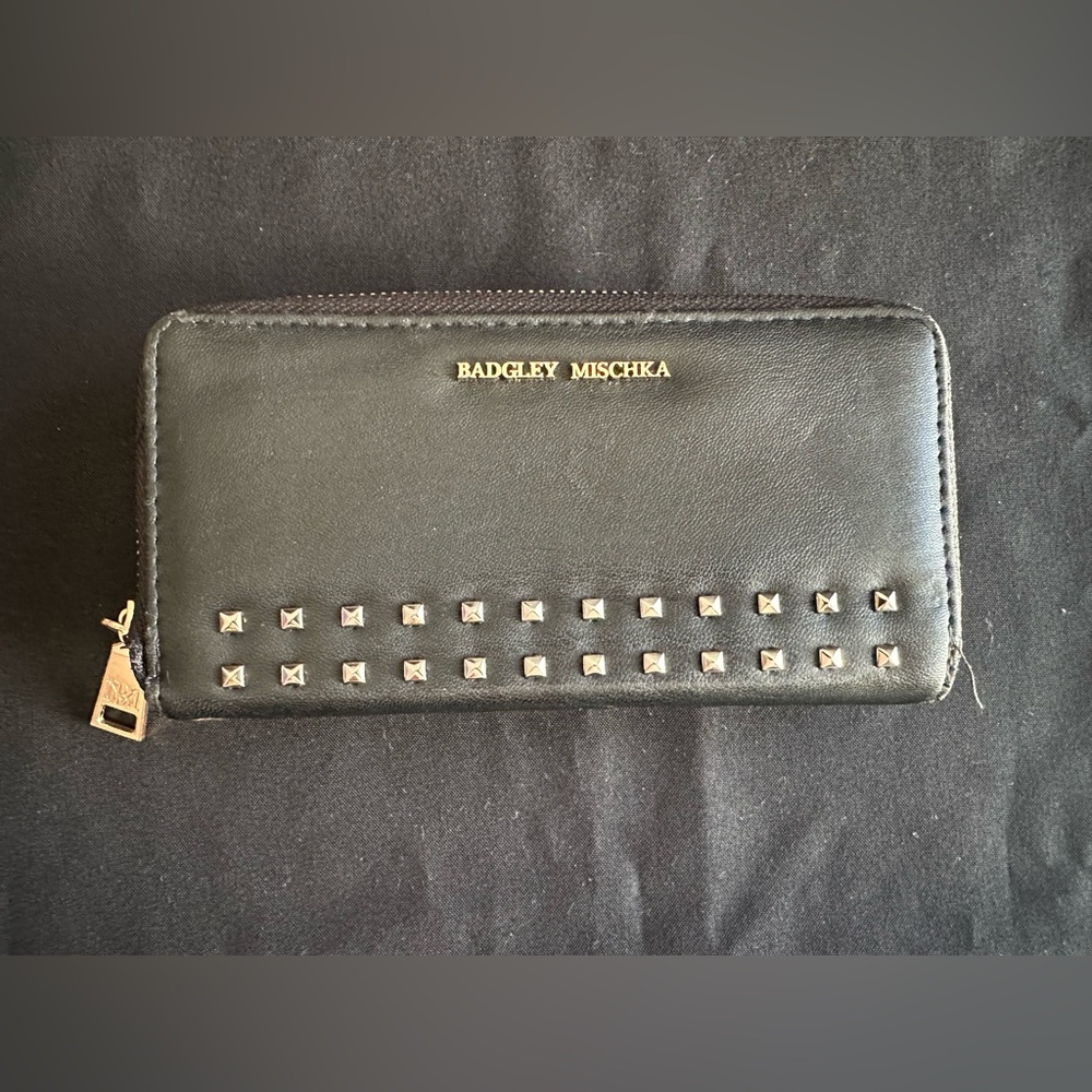 Badgley Mischka Black Leather Wallet
